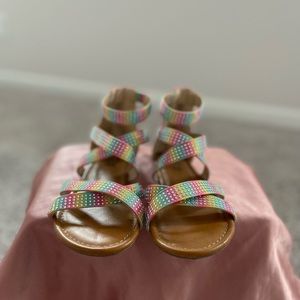 Rainbow Sandals size 4